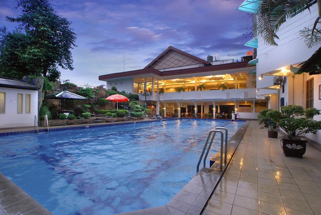 Hotel Matahari Γιογκιακάρτα Εξωτερικό φωτογραφία