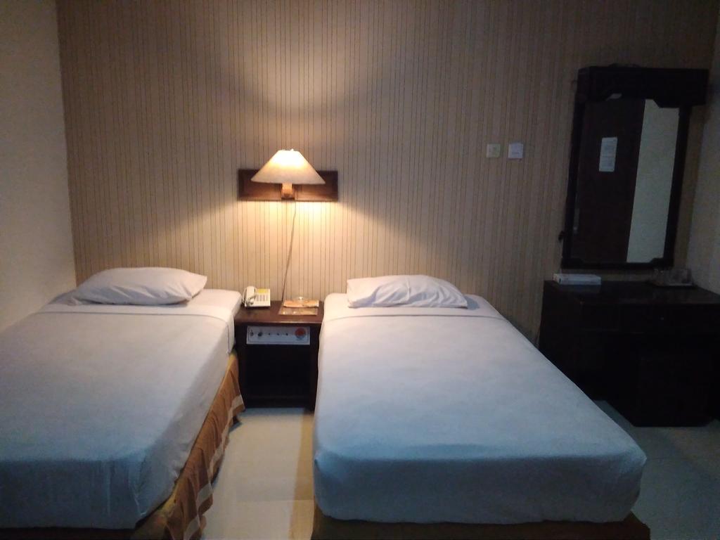 Hotel Matahari Γιογκιακάρτα Εξωτερικό φωτογραφία