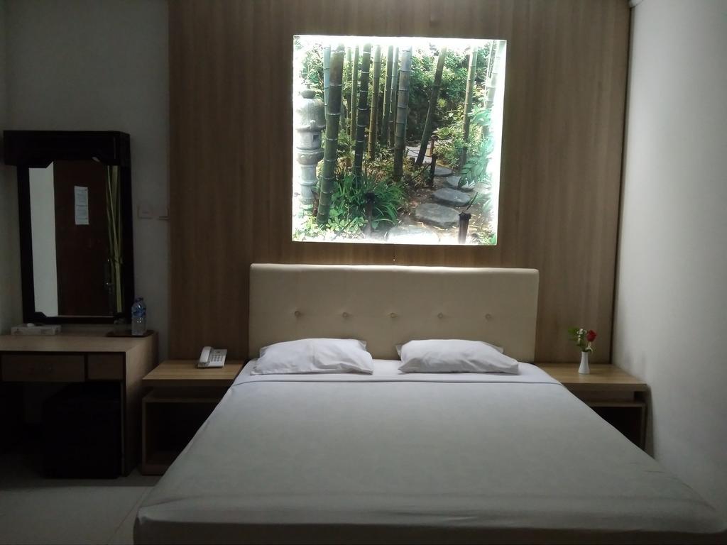 Hotel Matahari Γιογκιακάρτα Εξωτερικό φωτογραφία