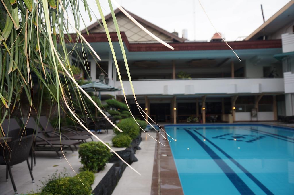 Hotel Matahari Γιογκιακάρτα Εξωτερικό φωτογραφία