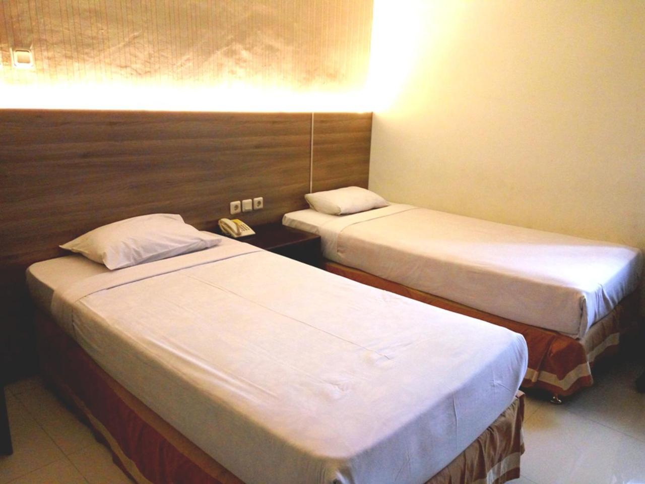 Hotel Matahari Γιογκιακάρτα Εξωτερικό φωτογραφία