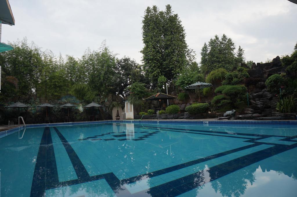 Hotel Matahari Γιογκιακάρτα Εξωτερικό φωτογραφία