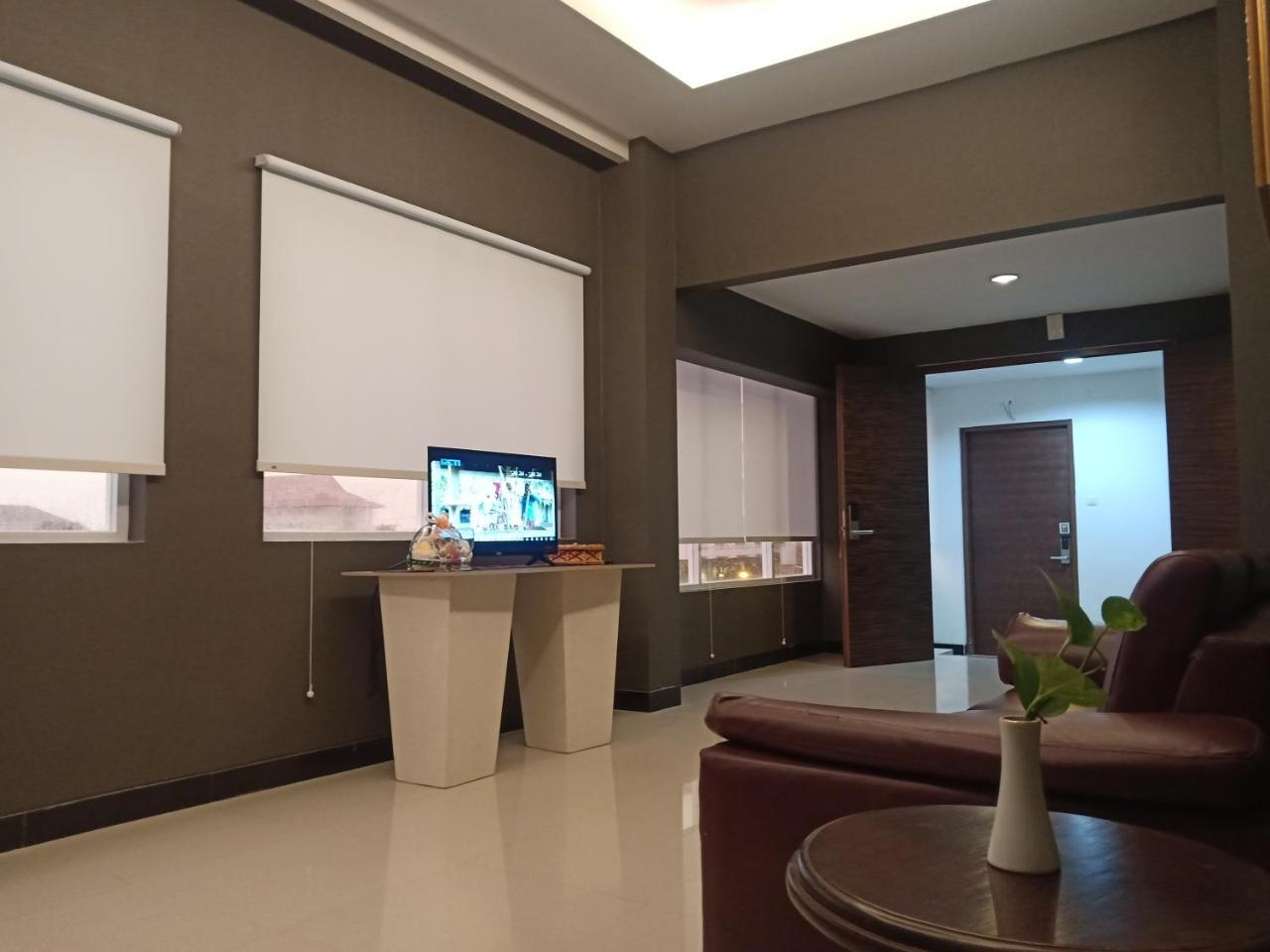 Hotel Matahari Γιογκιακάρτα Εξωτερικό φωτογραφία