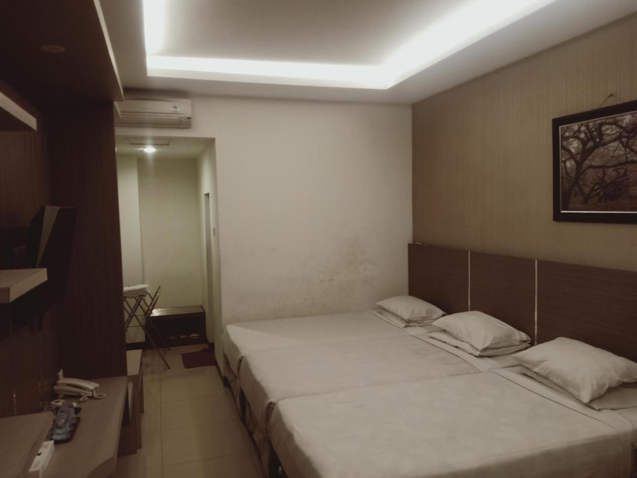 Hotel Matahari Γιογκιακάρτα Εξωτερικό φωτογραφία